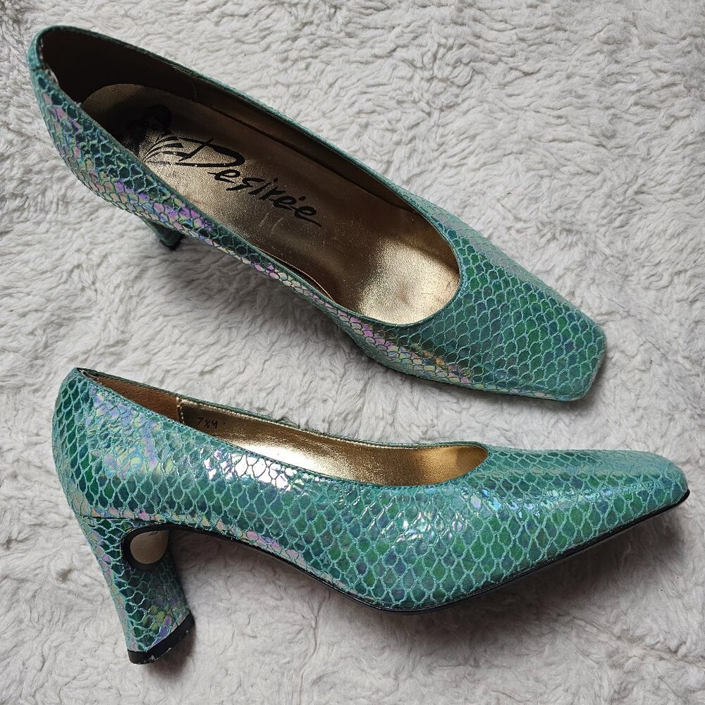 Desiree Aqua Metallic Mermaid Square Toe Heels Size 7.5
